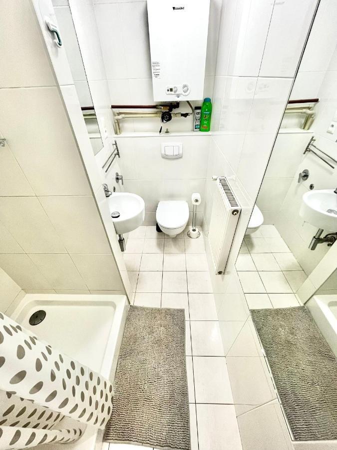 Bezagenta Rooms Centrum 바르샤바 외부 사진