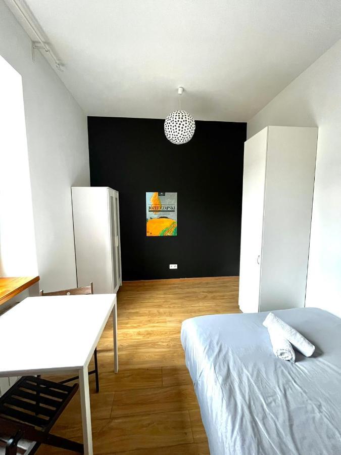 Bezagenta Rooms Centrum 바르샤바 외부 사진