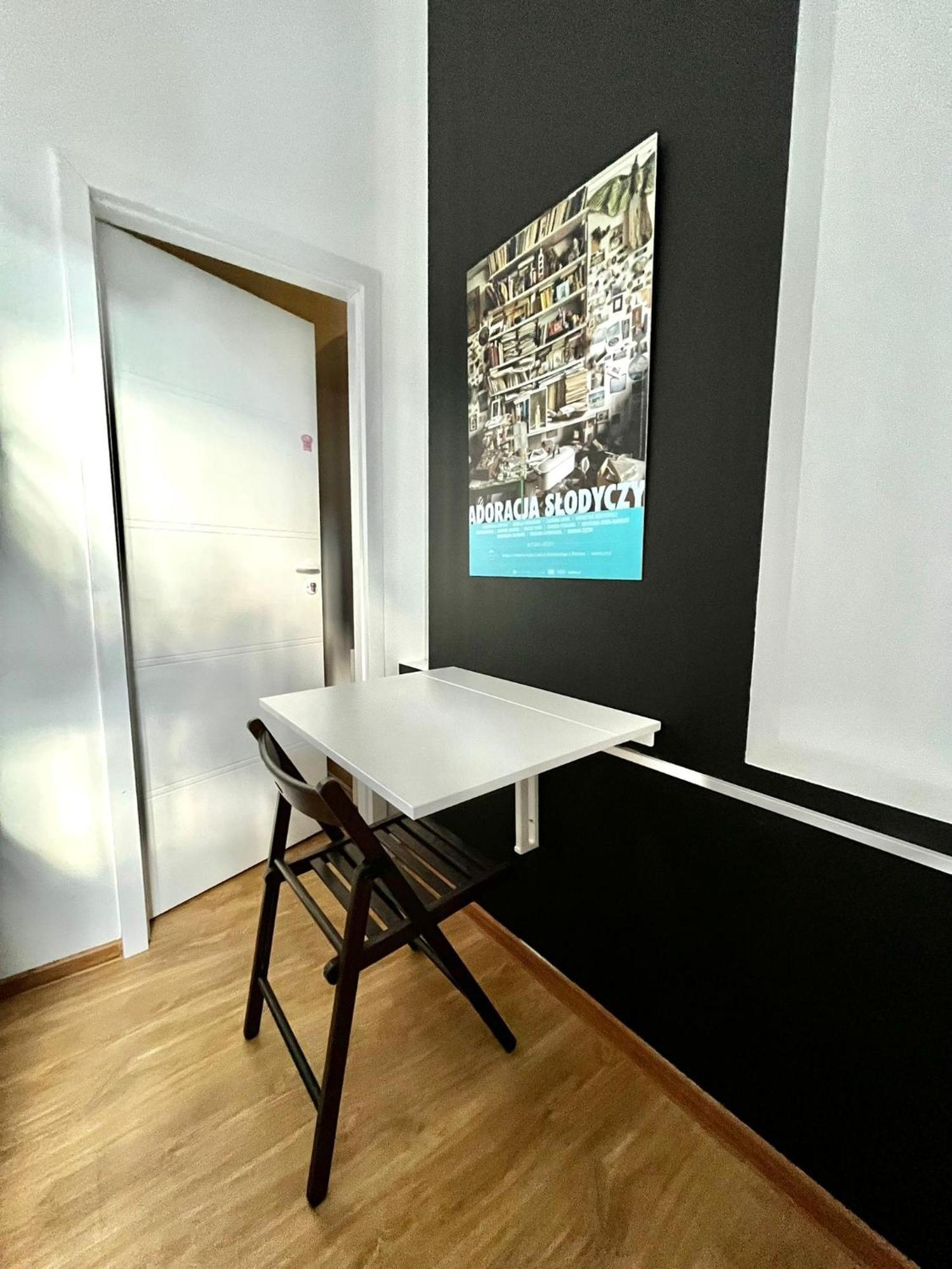 Bezagenta Rooms Centrum 바르샤바 객실 사진